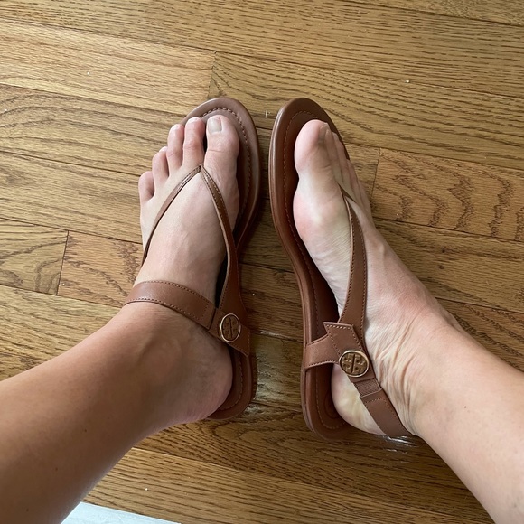 Tory Burch sandals - Picture 2 of 5